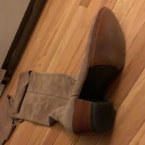 Tony Mora Tan Suede leather tall boots. Made in Spain